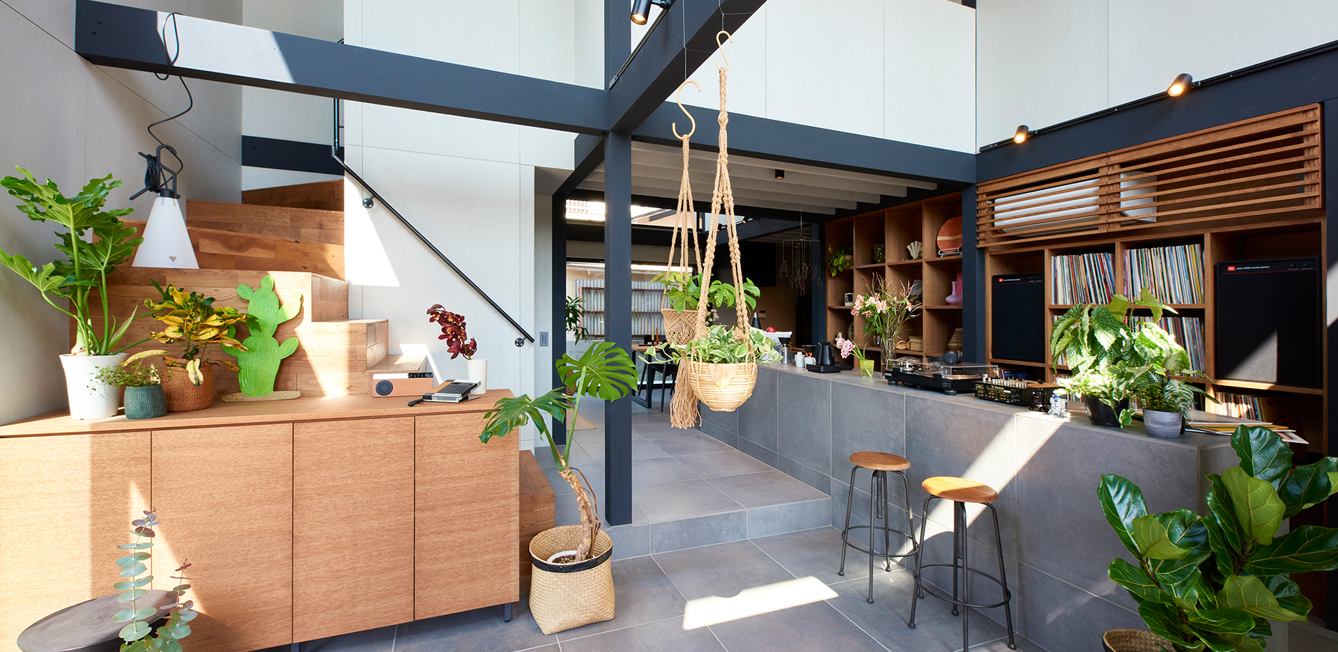 amadana base内観イメージ